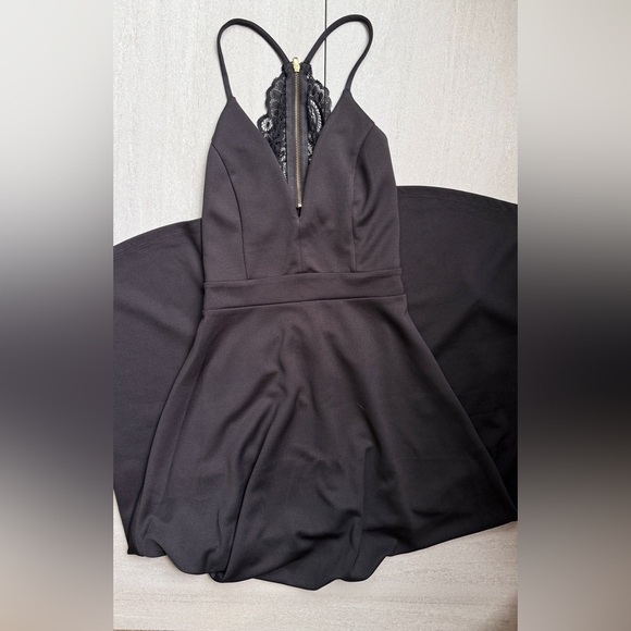 Black high low formal dress - Picture 3 of 8